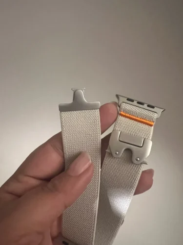 Click to view full screen AirWeave Nylone Strap photo review