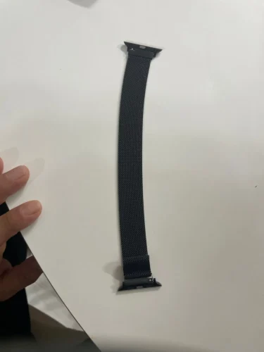 Click to view full screen Milanese Loop photo review